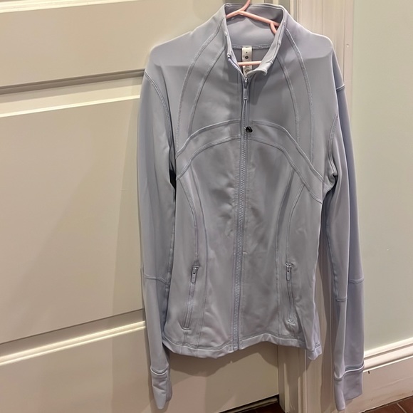 EUC "Pastel Blue" Lululemon Define Jacket Size 4 - Picture 2 of 8